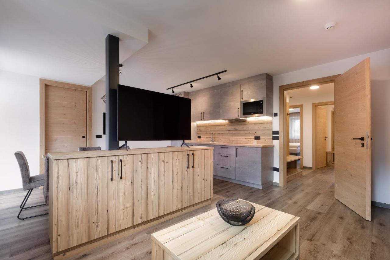 Apartments Pragser Wildsee Winklwiese Εξωτερικό φωτογραφία